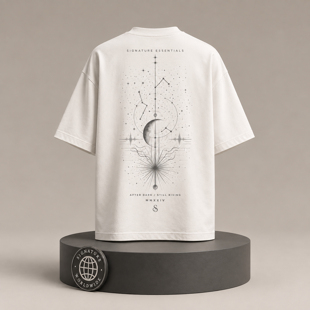Nocturne Signal white T-shirt back on round Signature Essentials pedestal